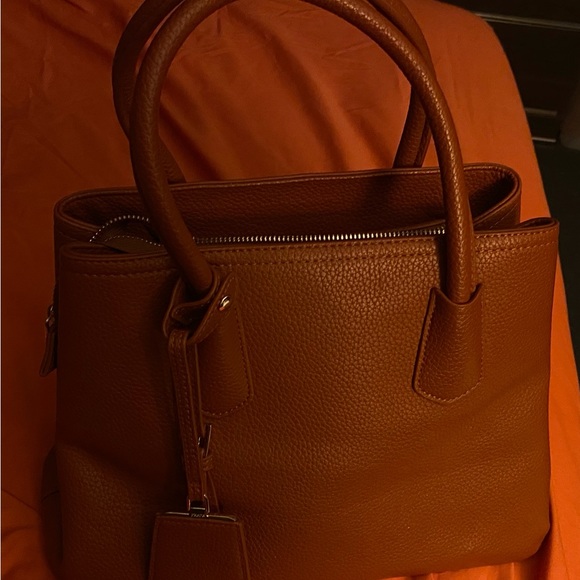 Prada bag - Picture 5 of 5